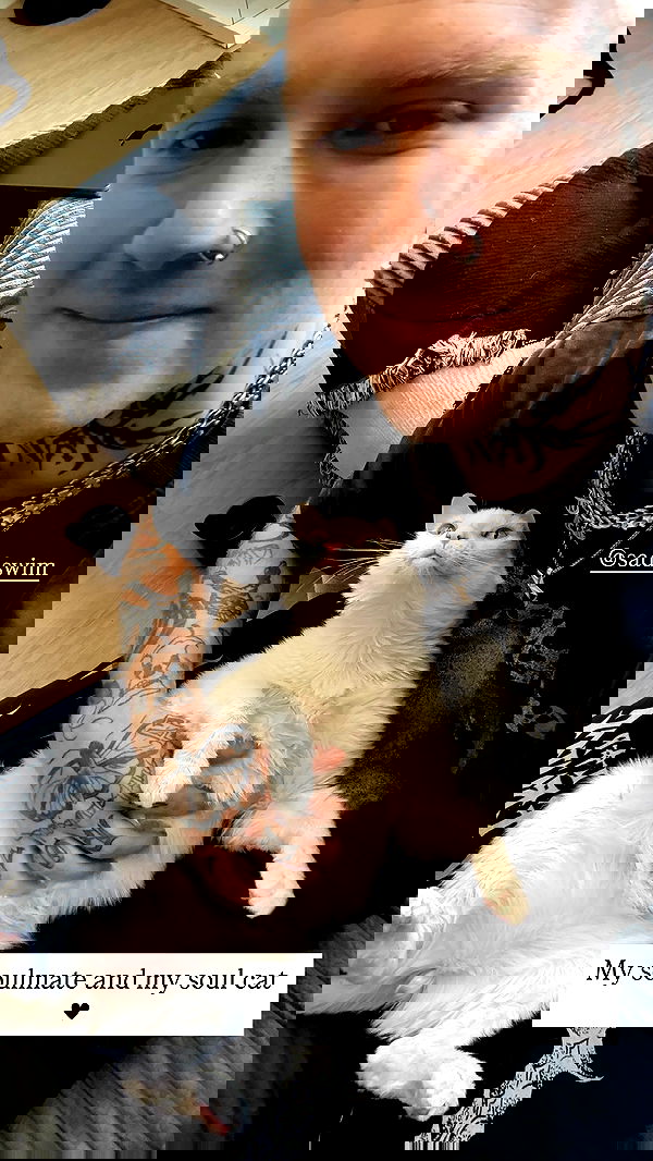 nikkibitez nikkibitez archive image