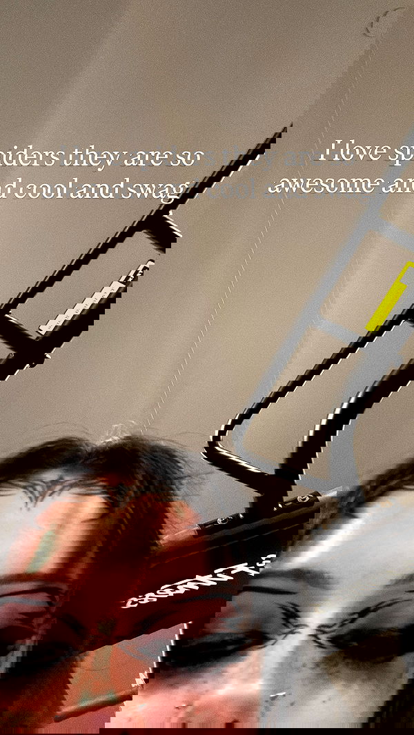 nikkibitez nikkibitez archive image