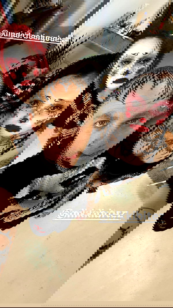 nikkibitez nikkibitez archive image