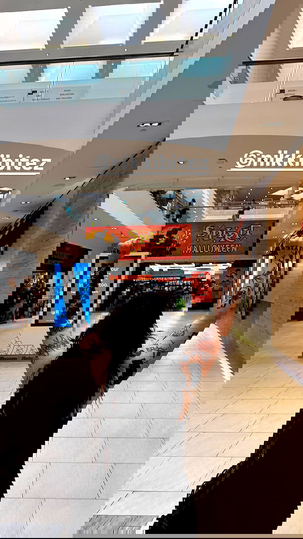 nikkibitez nikkibitez archive image