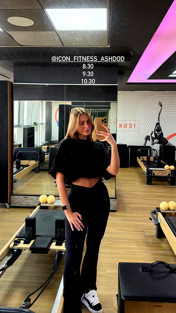 nikol.shishak instagram image archive image