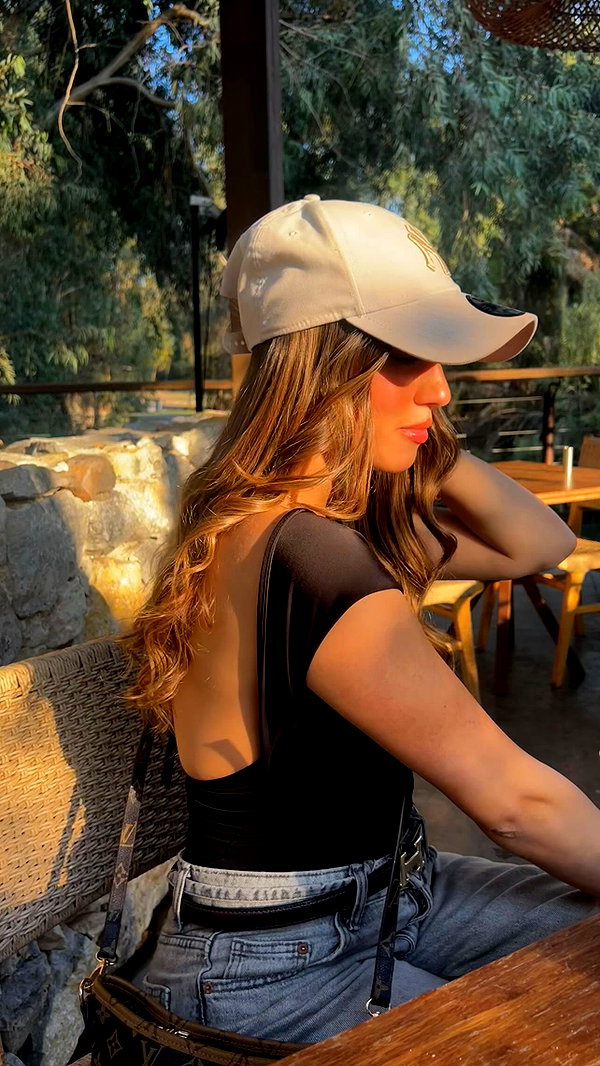noa_bramii instagram image archive image