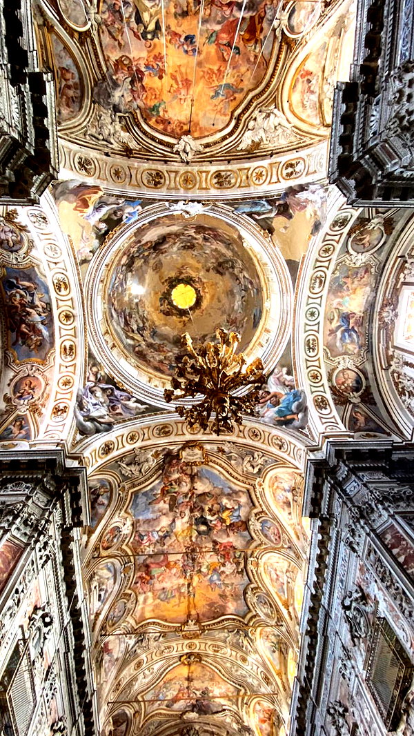 noa_mendel_ instagram image archive image