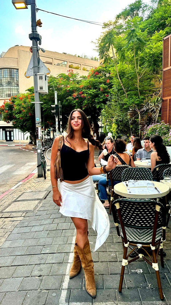 noa_mendel_ instagram image archive image