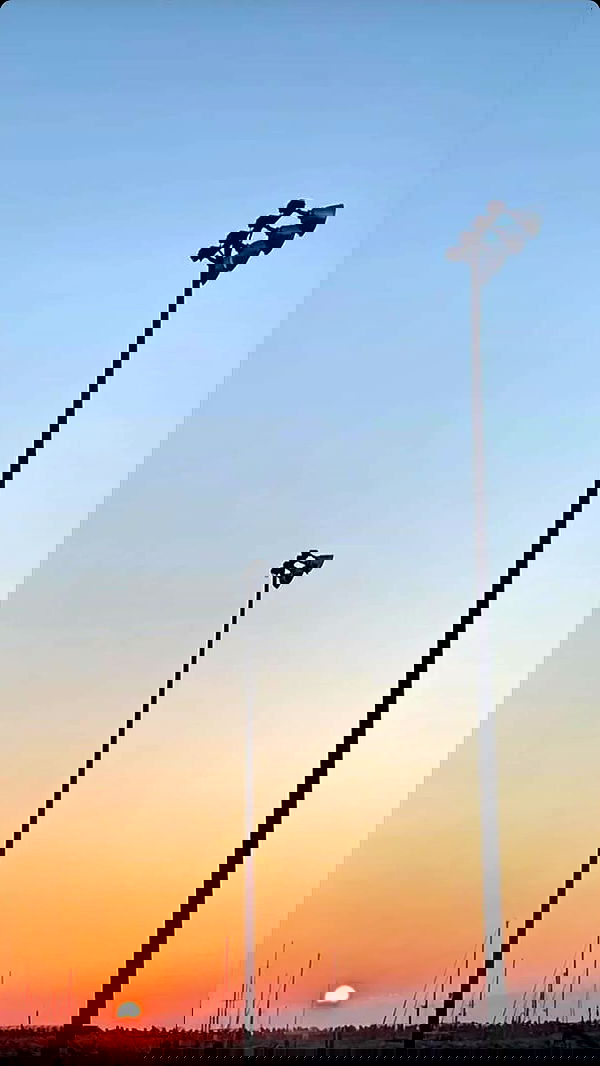 noa_zemlyanski noa_zemlyanski archive image