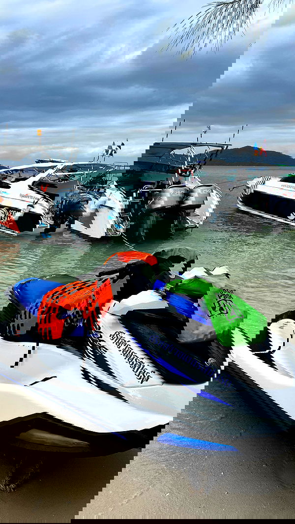 noammalka___ noammalka___ archive image