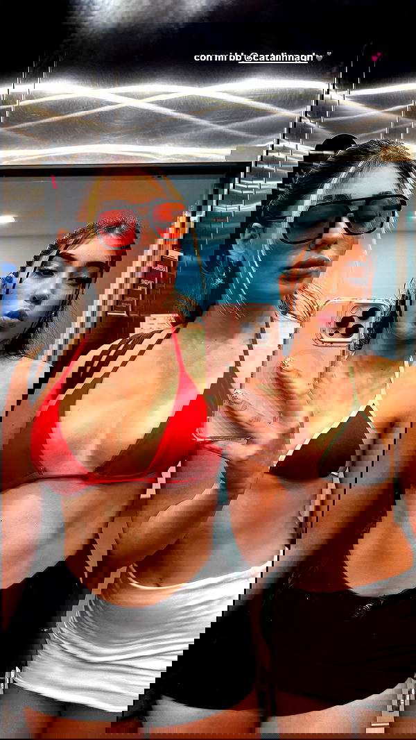 noeemiimii noeemiimii archive image