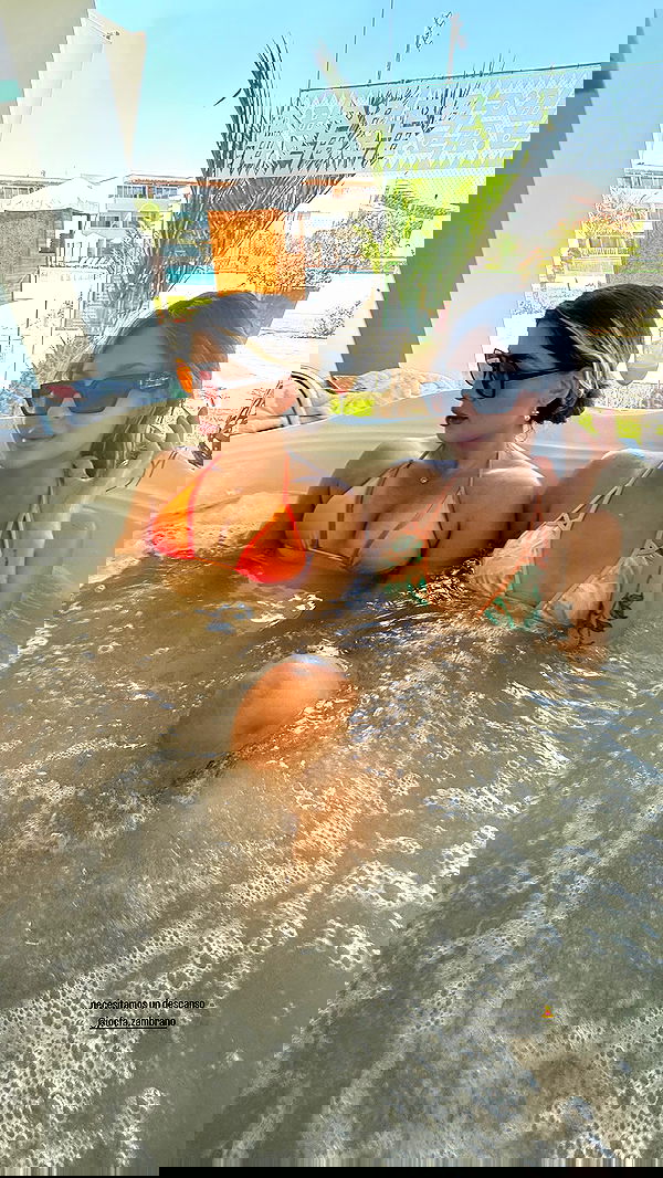 noeemiimii noeemiimii archive image