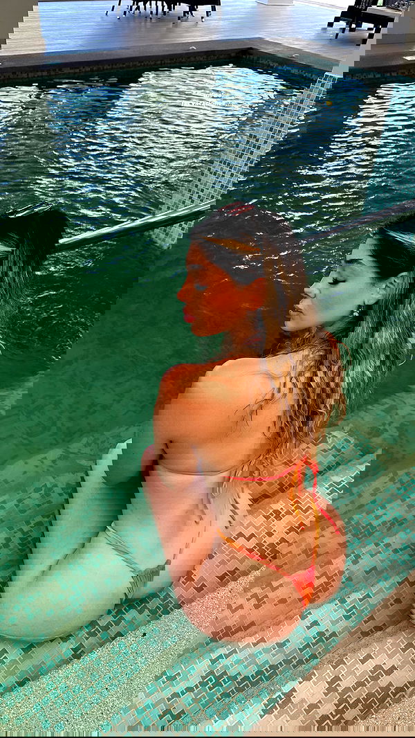 noeemiimii noeemiimii archive image