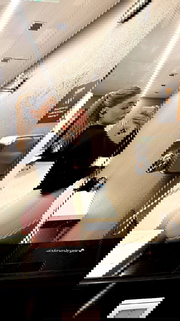 noeemiimii noeemiimii archive image