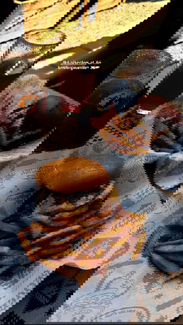 noeemiimii noeemiimii archive image