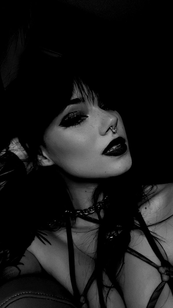 nonsalemwitch instagram image archive image