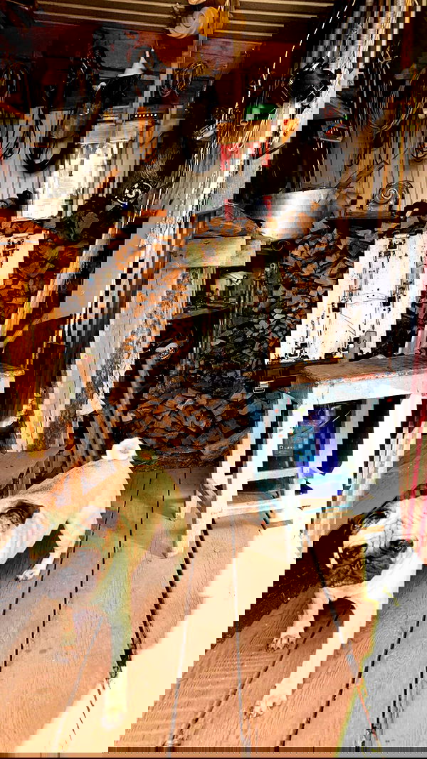 nyityam nyityam archive image