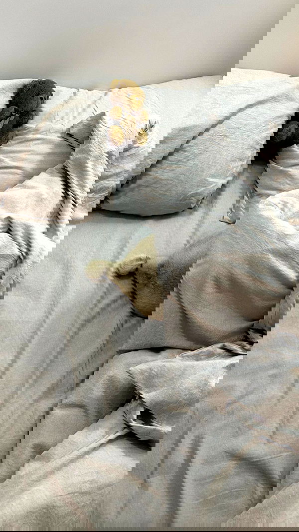 nyityam nyityam archive image