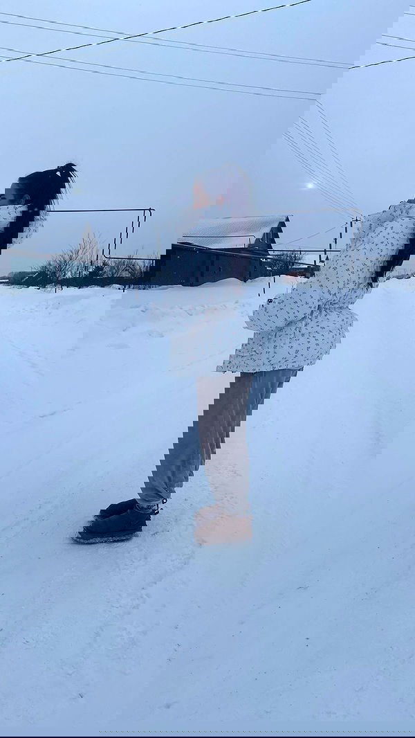 nyityam nyityam archive image