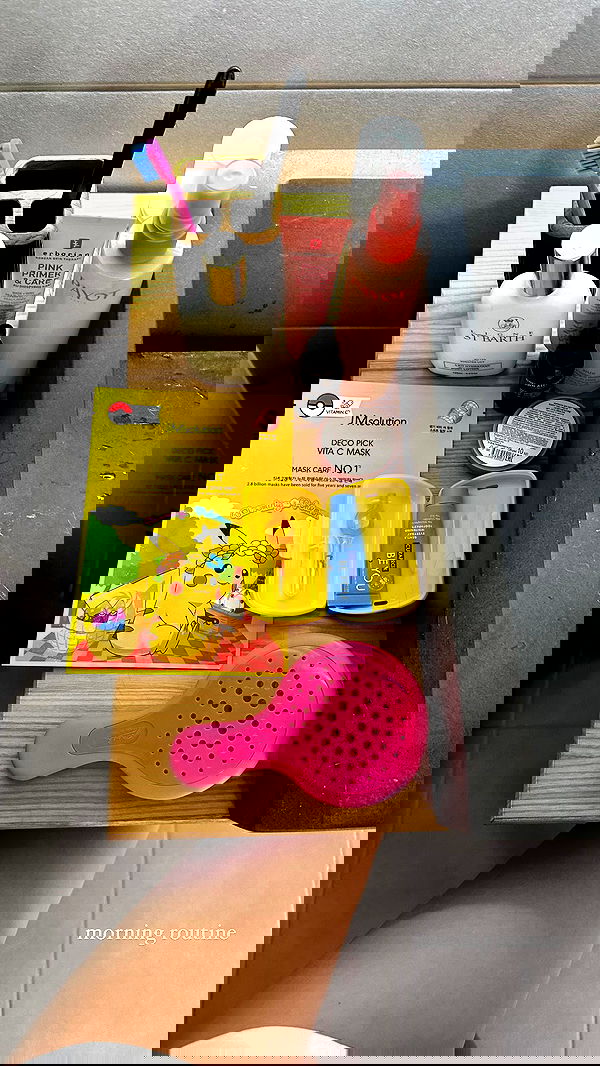 nyityam nyityam archive image