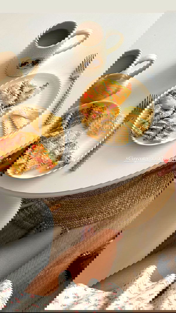 nyityam nyityam archive image