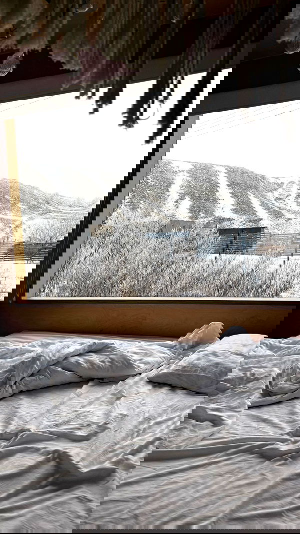 nyityam nyityam archive image