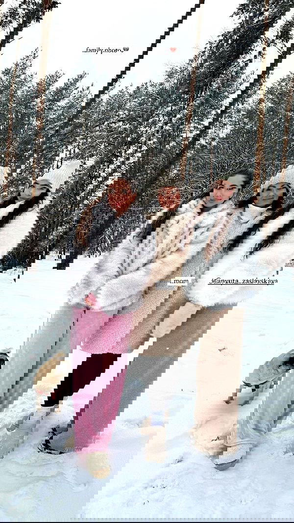 nyityam nyityam archive image