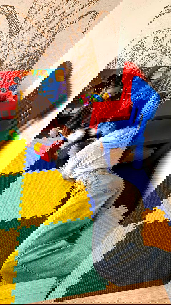 nyityam nyityam archive image