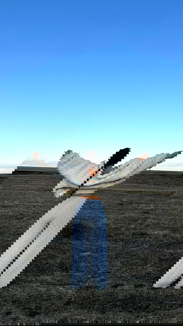 nyityam nyityam archive image