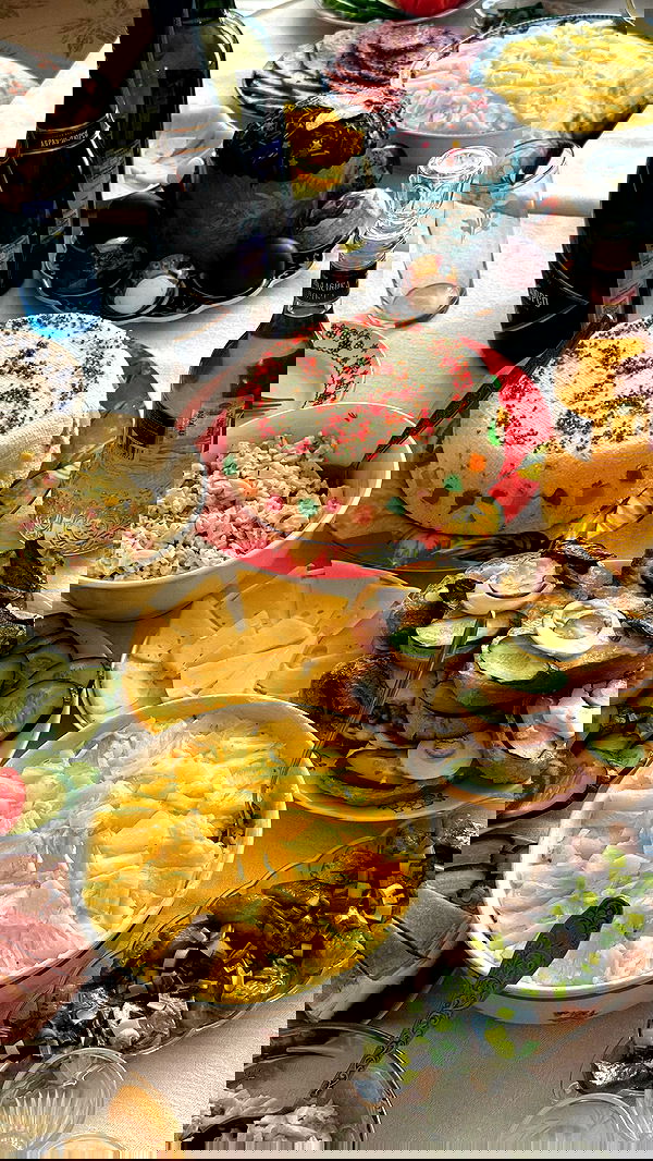 nyityam nyityam archive image