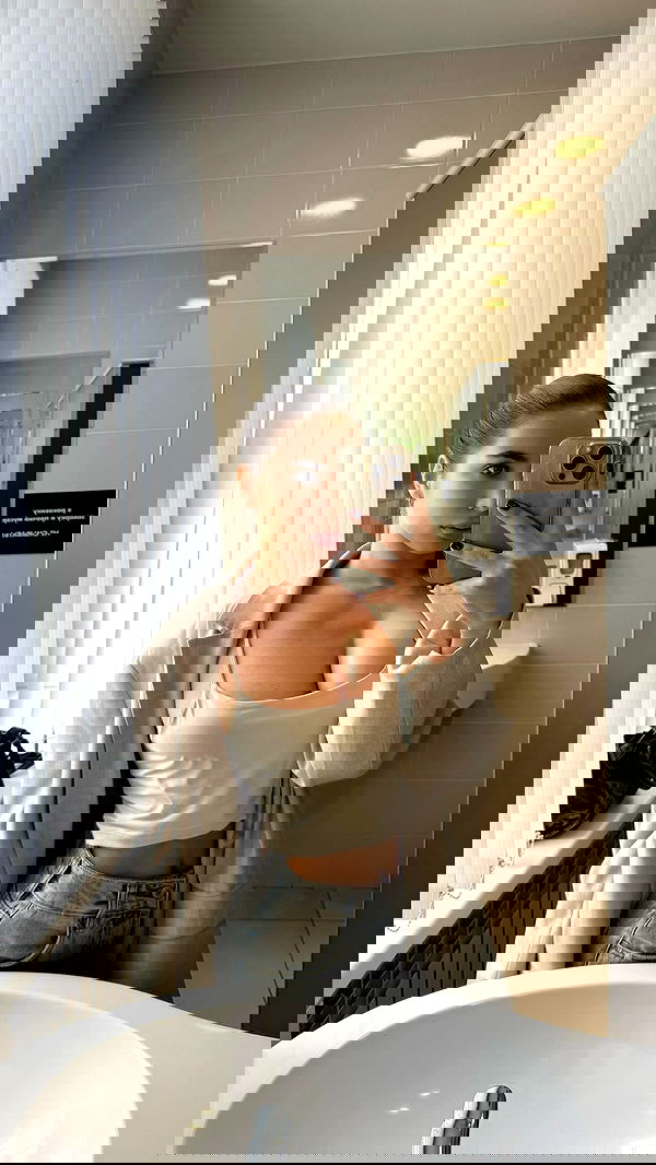 nyityam nyityam archive image