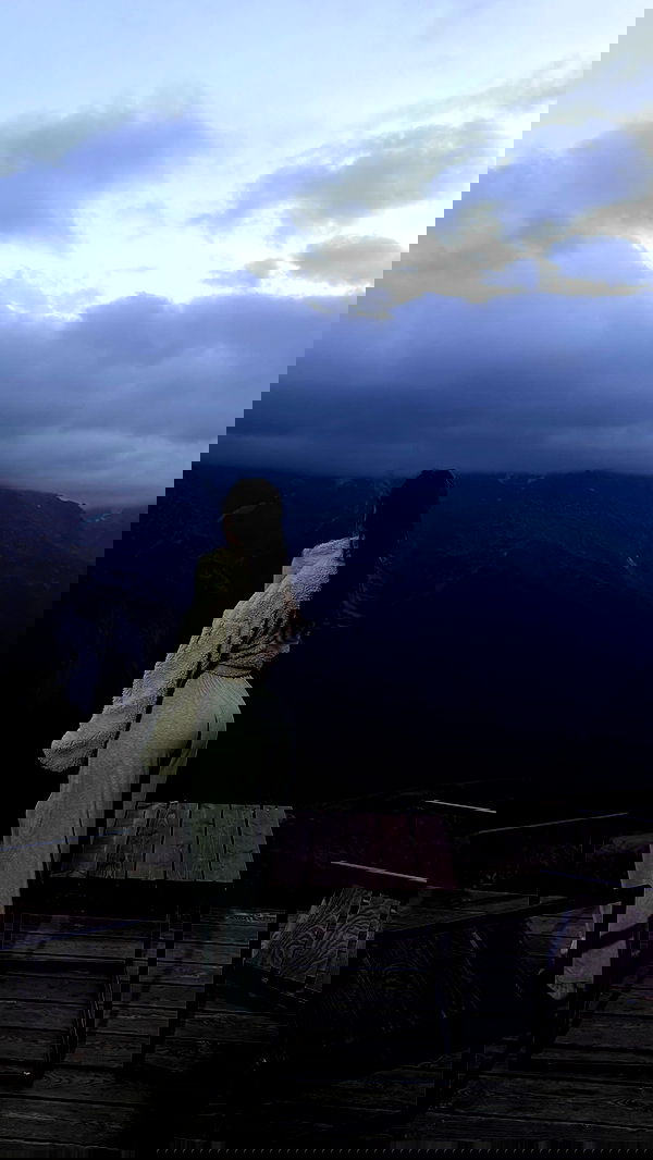 nyityam nyityam archive image