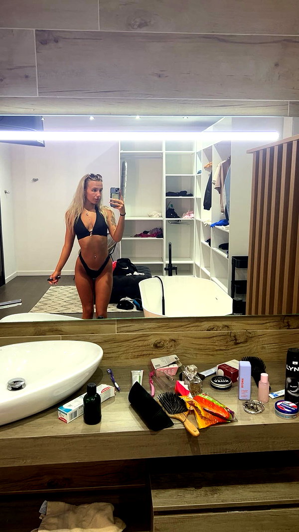 oonaghkittieee instagram image archive image