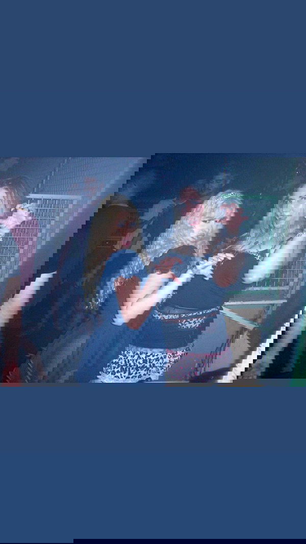 ormosheee ormosheee archive image