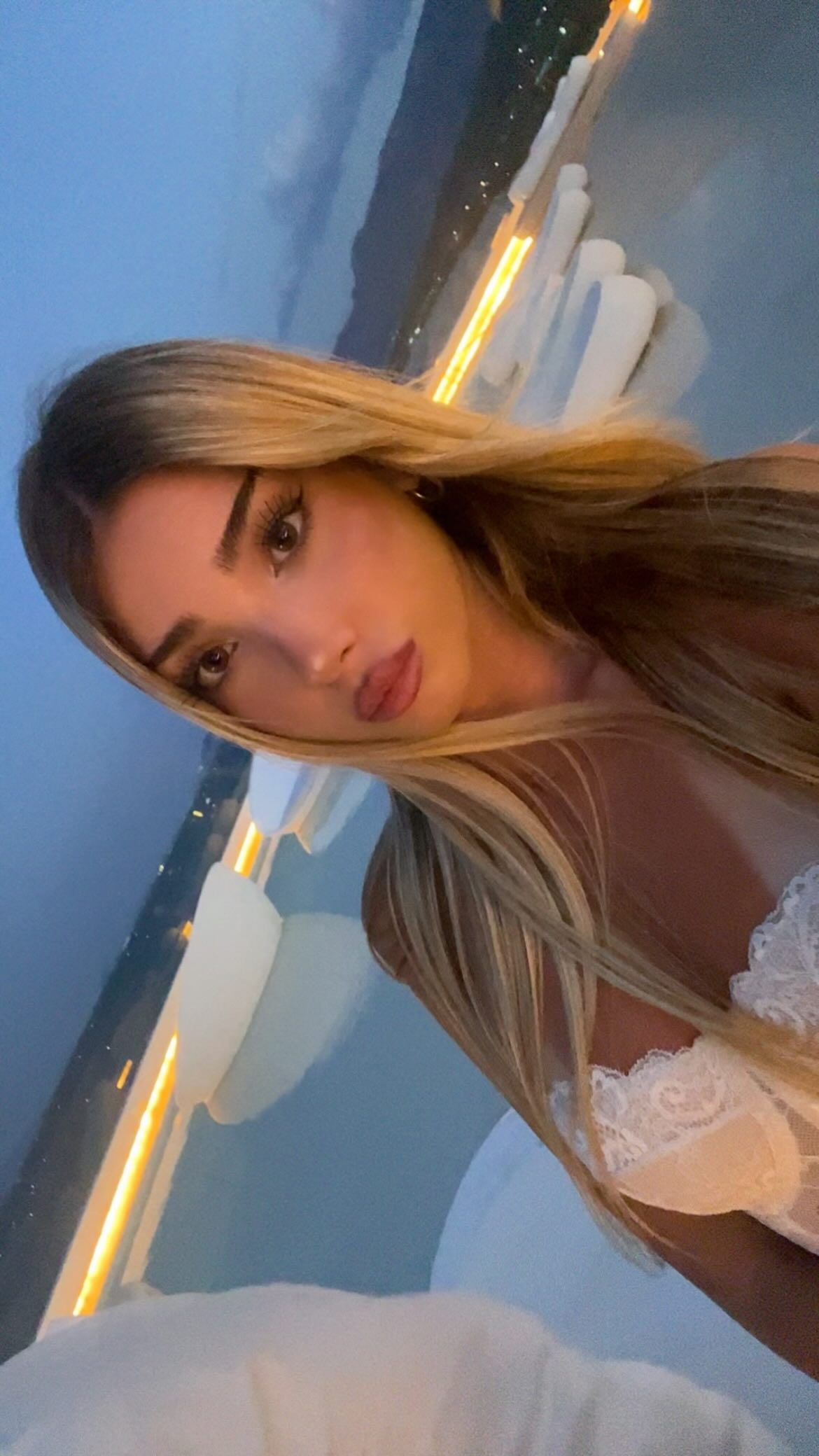 orya.xx instagram image archive image