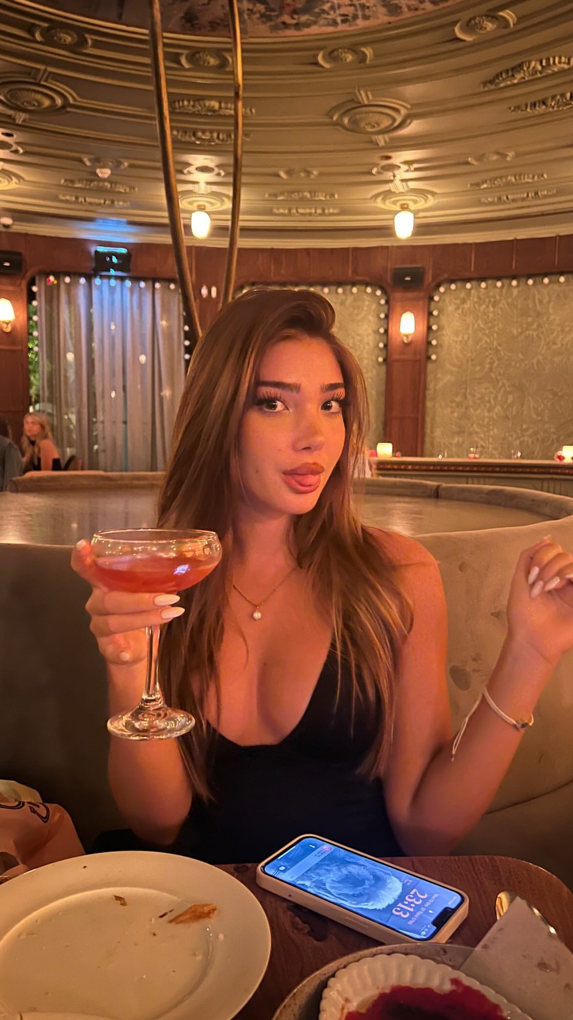 orya.xx instagram image archive image