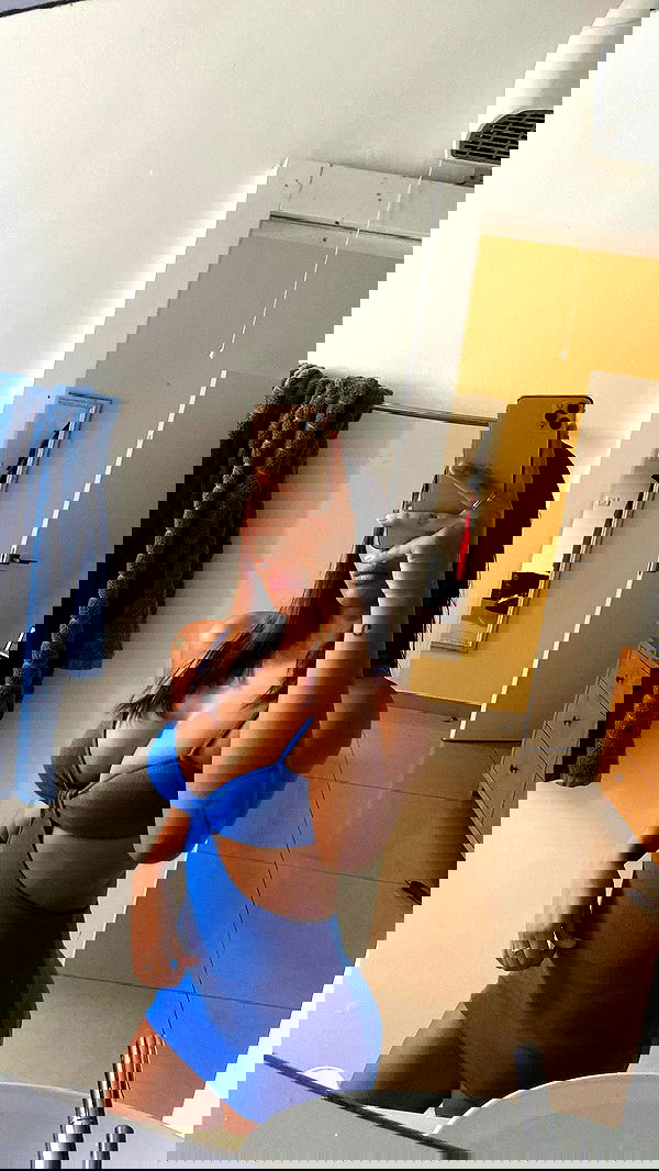 paula_valentina_gomez image ~ Altpins