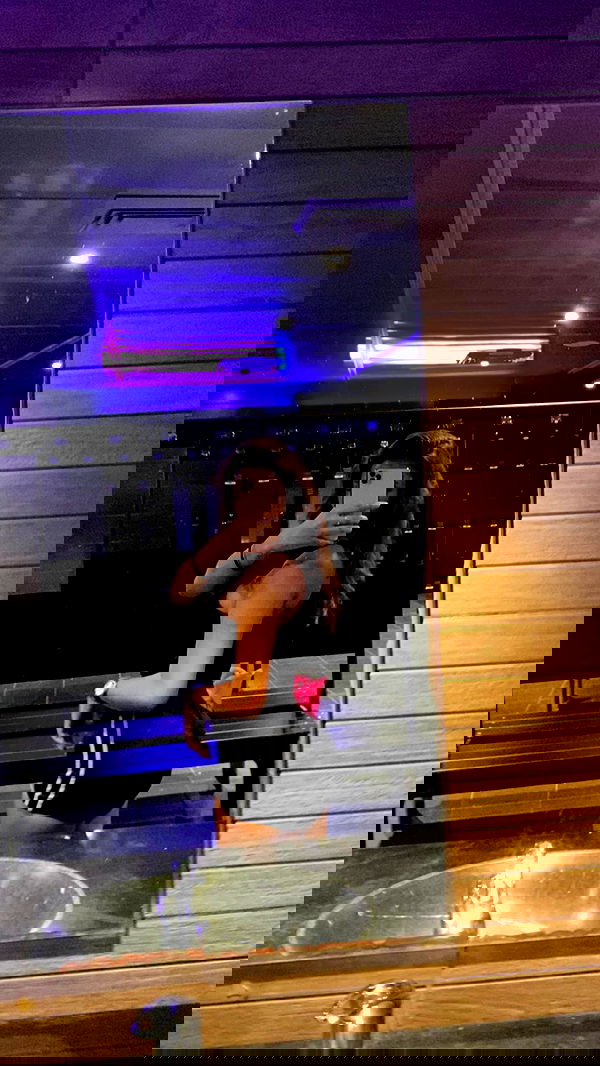 paula_valentina_gomez image ~ Altpins