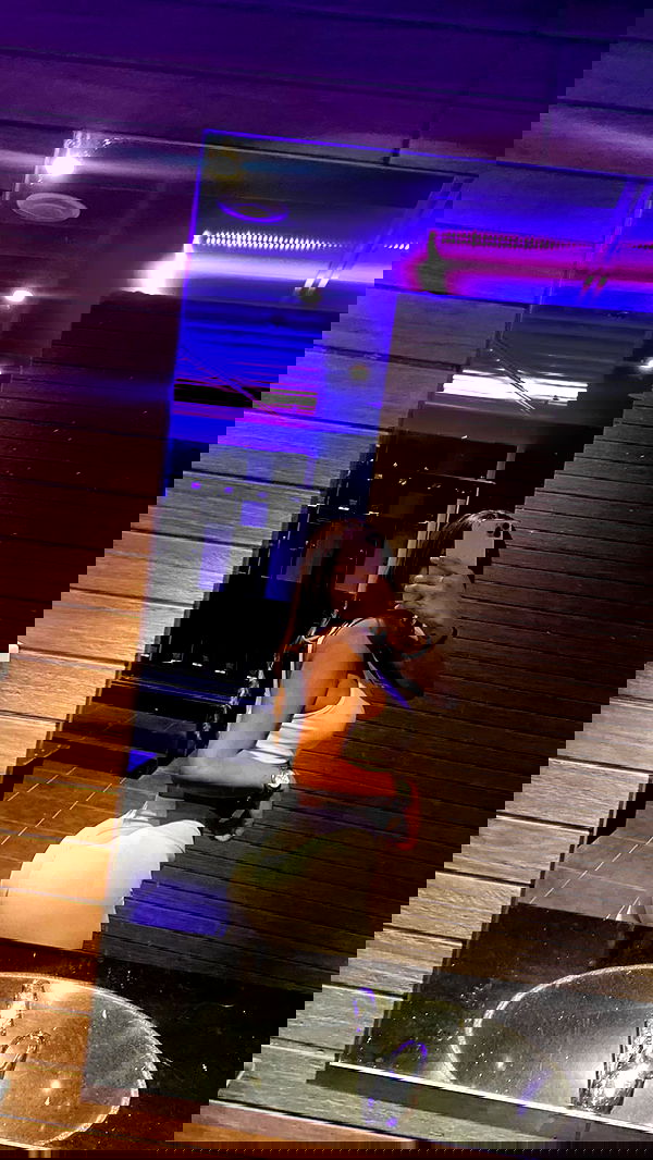 paula_valentina_gomez image ~ Altpins