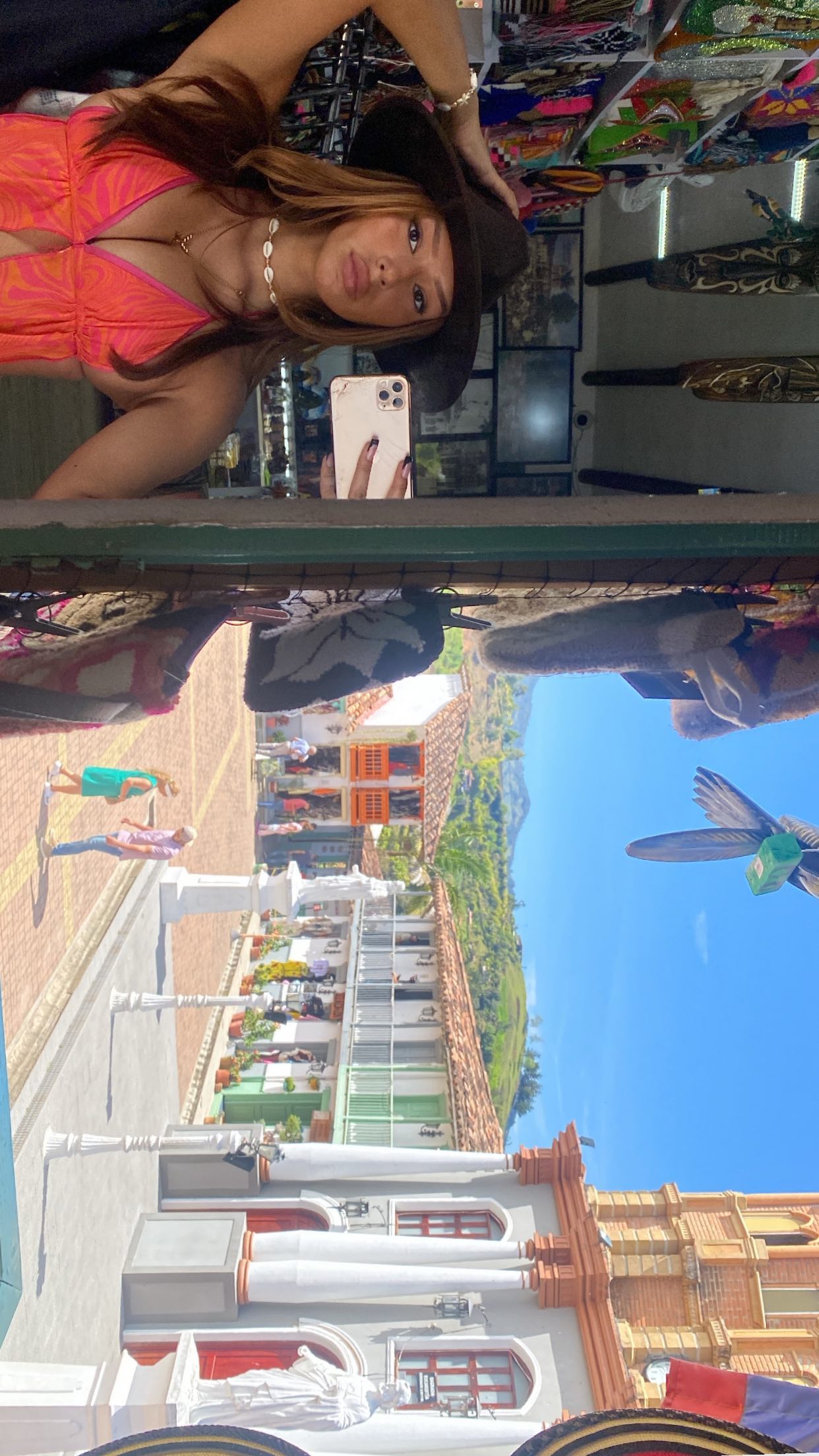 paula_valentina_gomez instagram image archive image