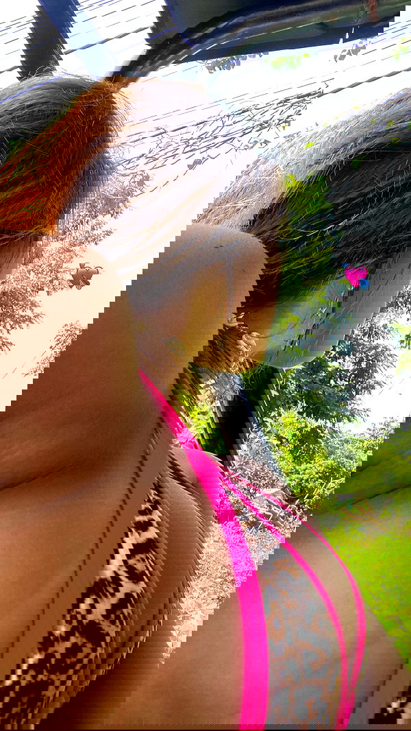 paula_valentina_gomez image ~ Altpins