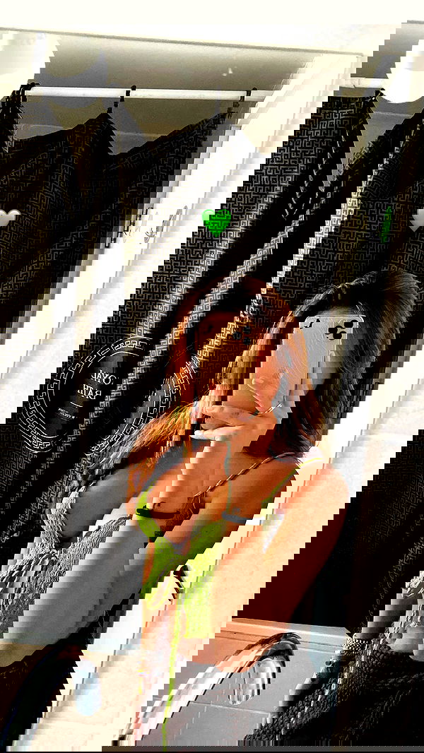 paula_valentina_gomez image ~ Altpins