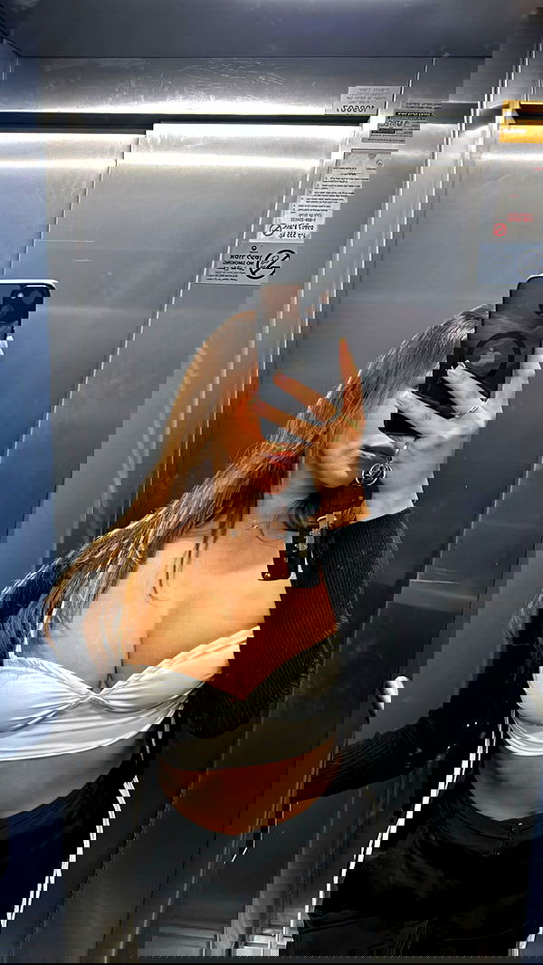 paula_valentina_gomez image ~ Altpins