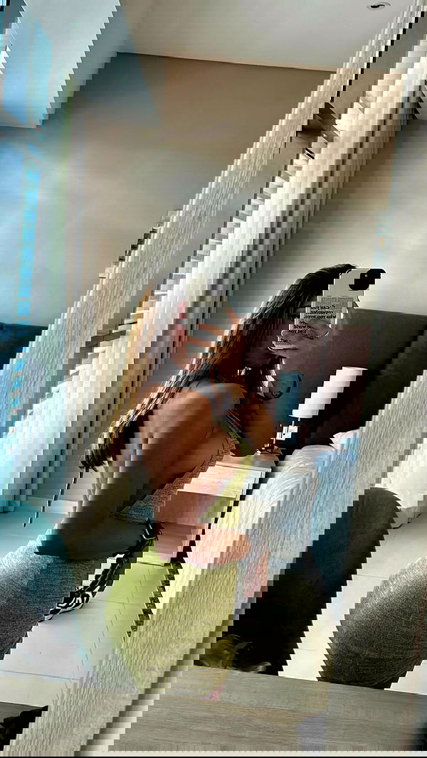 paula_valentina_gomez image ~ Altpins