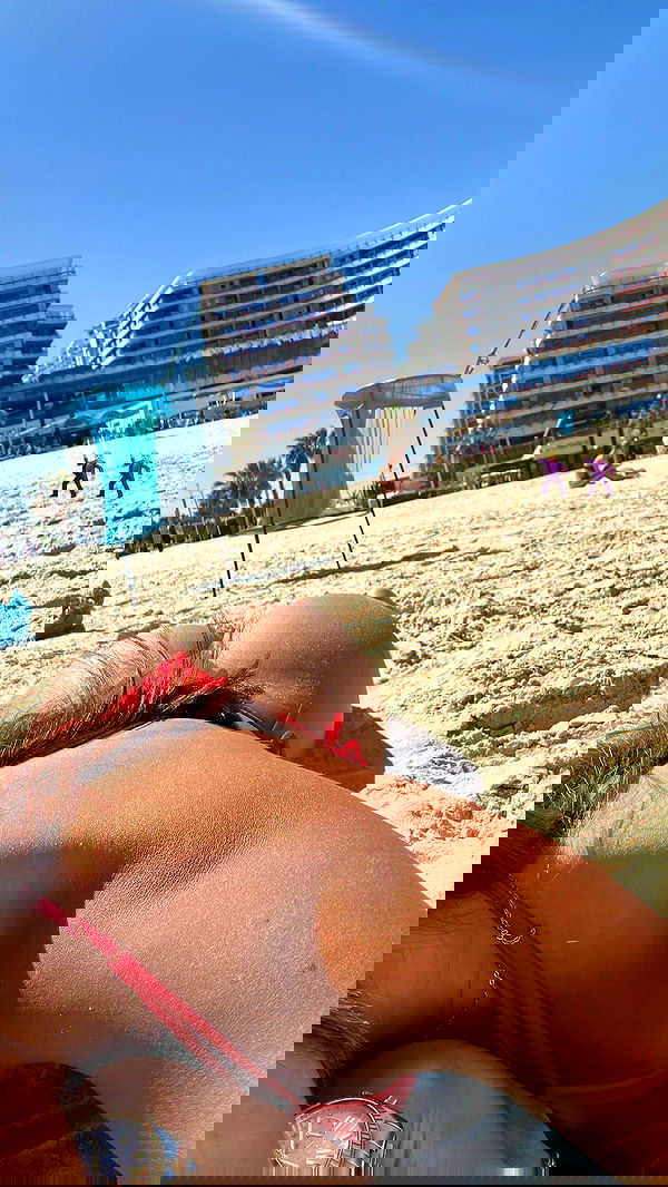 paula_valentina_gomez image ~ Altpins