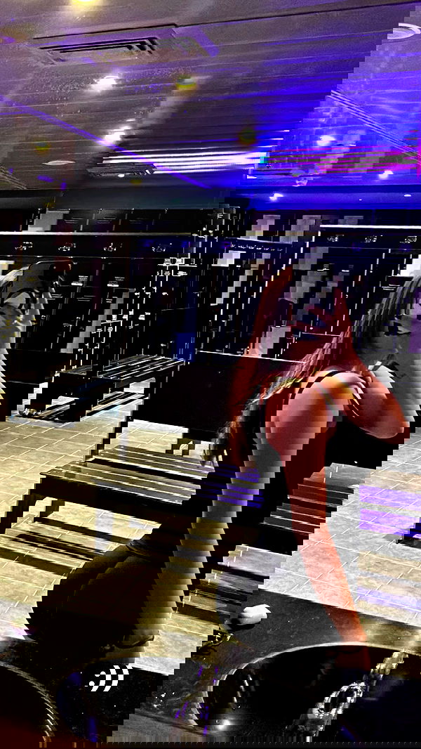 paula_valentina_gomez image ~ Altpins