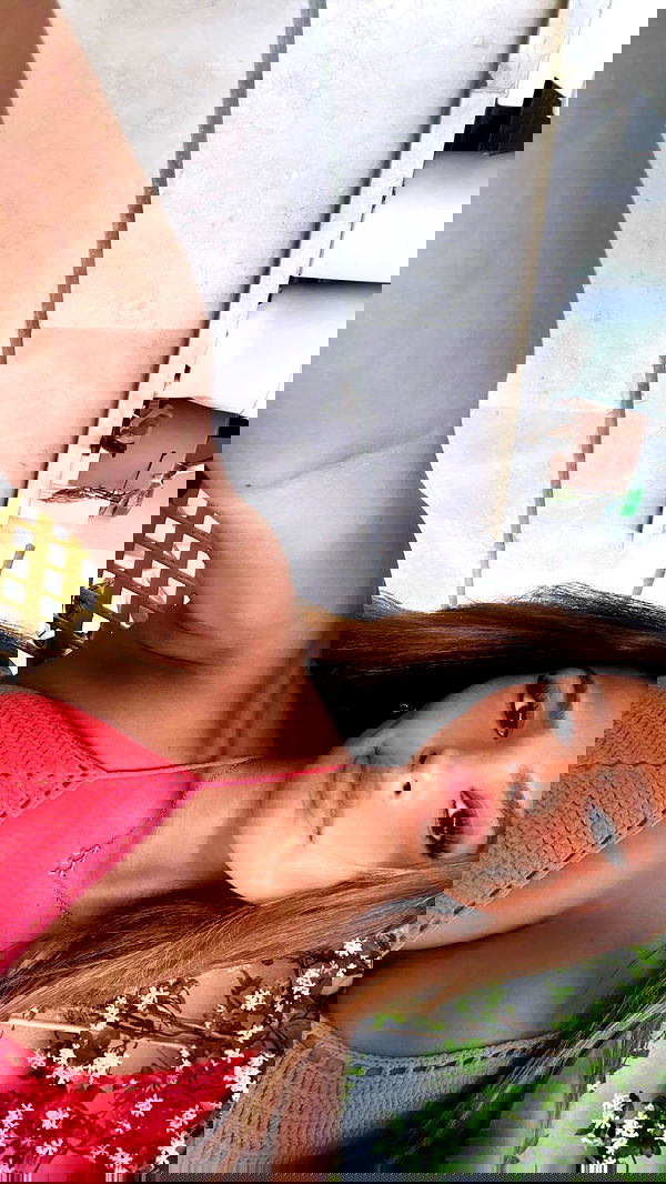 paula_valentina_gomez image ~ Altpins