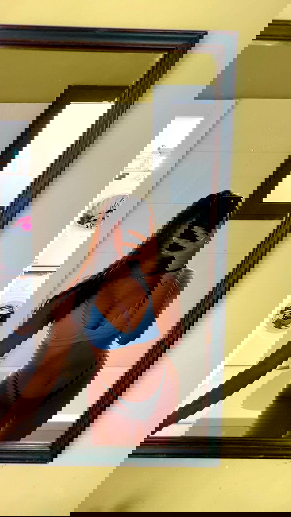 paula_valentina_gomez image ~ Altpins