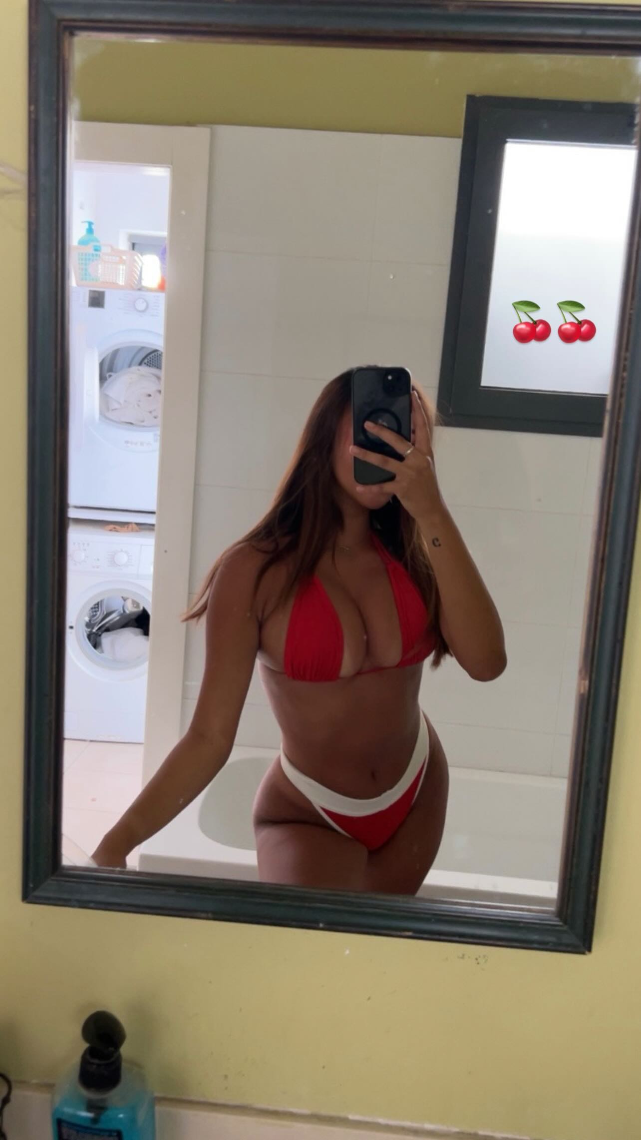 paula_valentina_gomez instagram image archive image