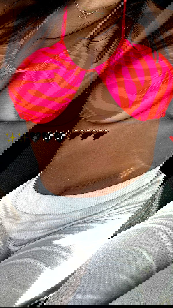 paula_valentina_gomez image ~ Altpins