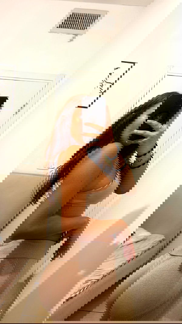 paula_valentina_gomez image ~ Altpins