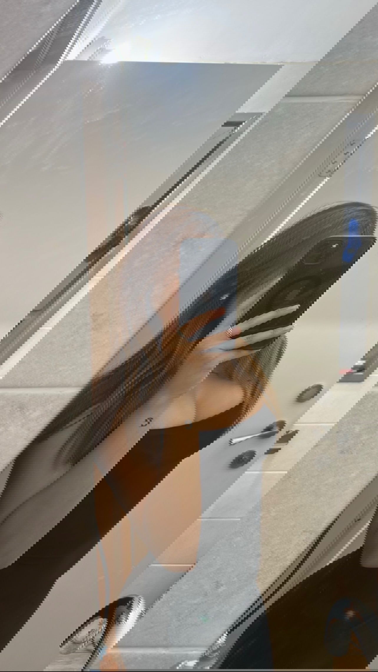 paula_valentina_gomez instagram image archive image