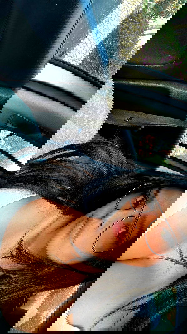 paula_valentina_gomez image ~ Altpins