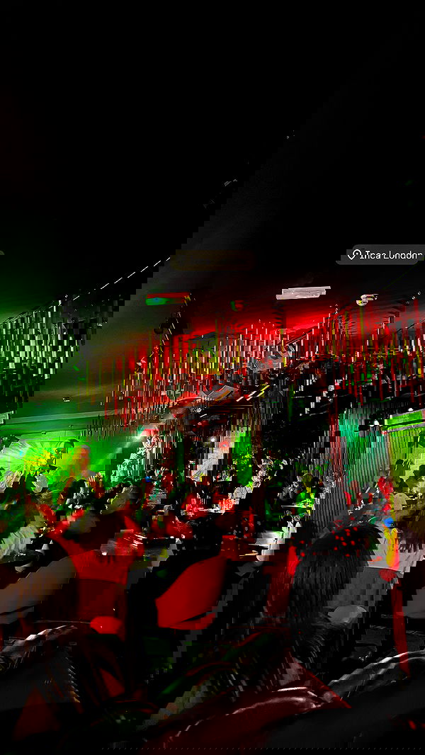 paula_valentina_gomez image ~ Altpins